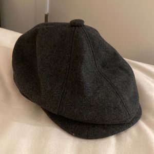 News boy style cap